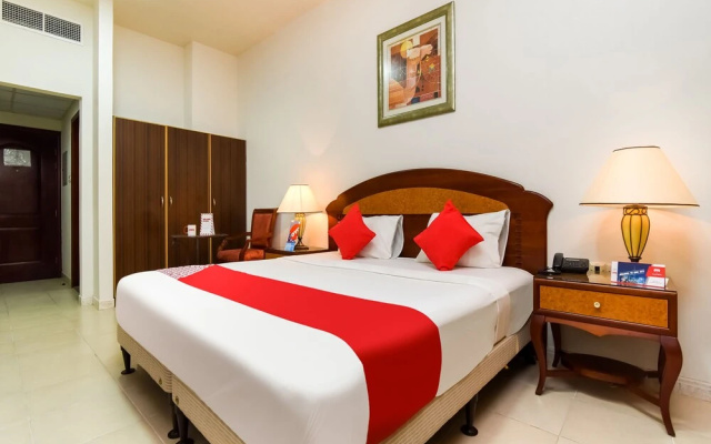 OYO 247 Host Palace hotel apartment