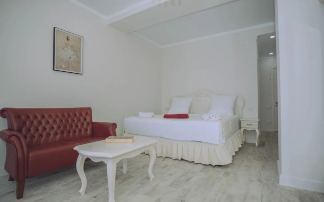 Deluxe room · Royal Medis Hotel — photo 2