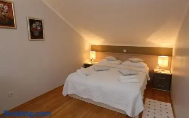 Apartments Yasmin Lavica