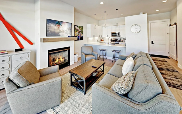 New Down #TN-3 - 2 Br Condo