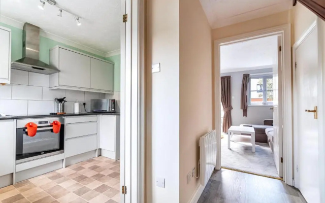Sovereign House - by TJ Serviced Property