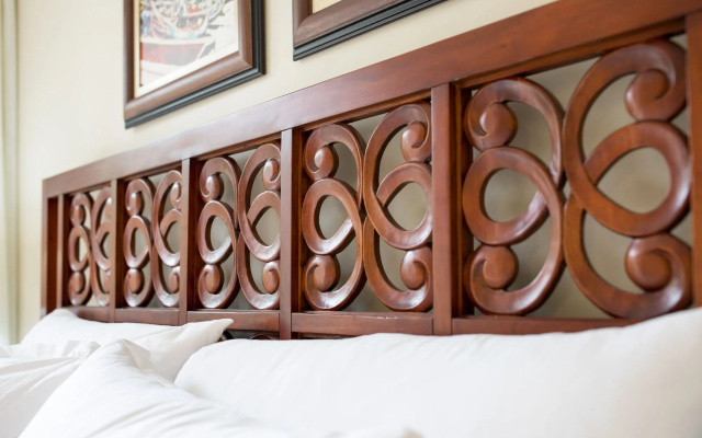 Eden Island Luxury Apartment