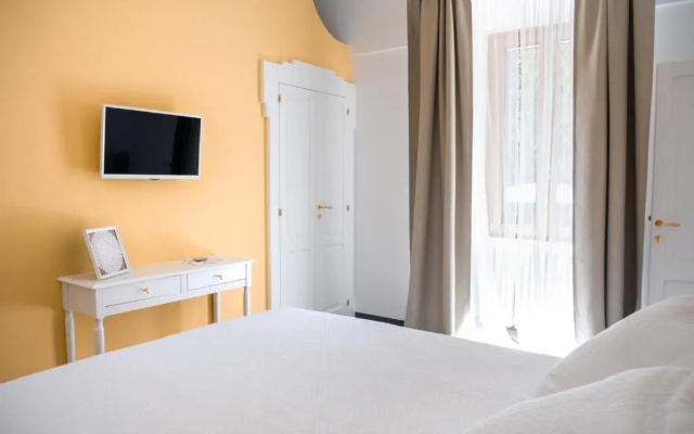 Villa Aurelia Suites and Apartments