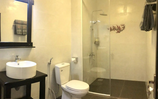Phu House Hostel