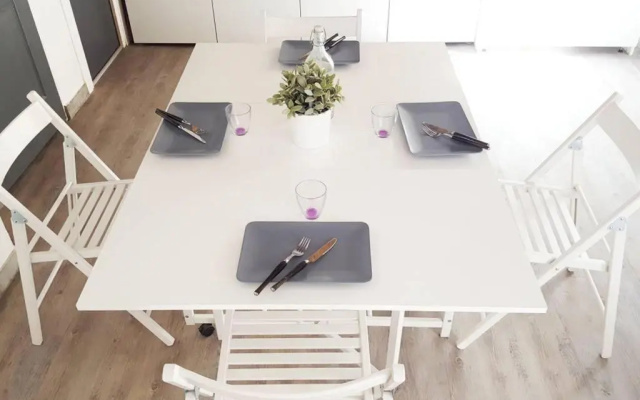 GregBnb-com - Filet suspendu ! - PARKING INCLUS - CLIMATISÉ - WIFI -15min Gare