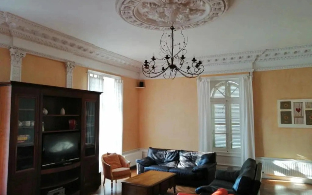 Maison Précigné, 8 Pièces, 12 Personnes - Fr-1-410-262