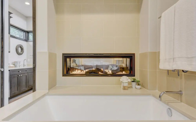 2113 Barbaro Way Cabin Unit 14