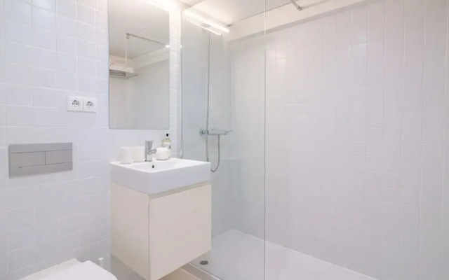 Charming Porto Apartment in Prime Location