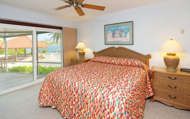 Kirk Kove by Cayman Villas