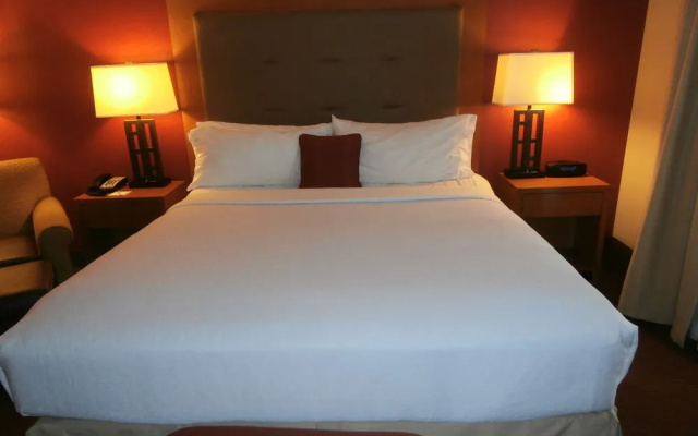 Holiday Inn & Suites Oakland Airport, An Ihg Hotel