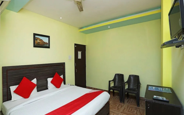 OYO 14664 Assi River Guest House