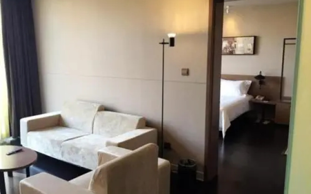 Jinjiang Select Yancheng Dafeng Jinfeng South Street Branch