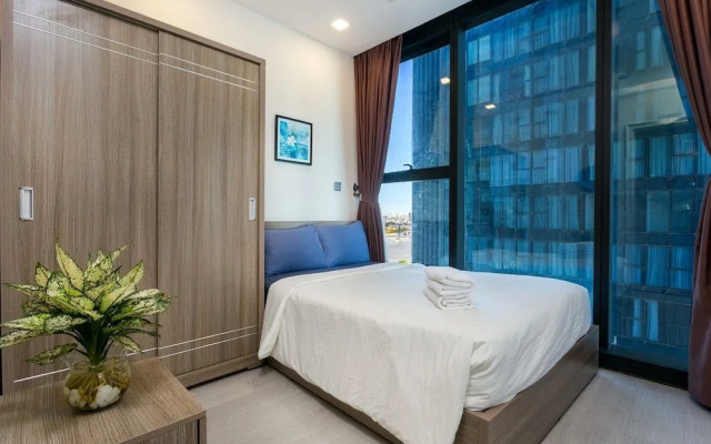 Vinhomes Golden River P'House