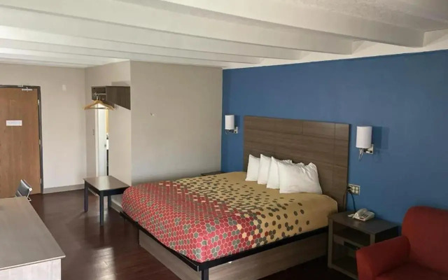 Knights Inn Bay City