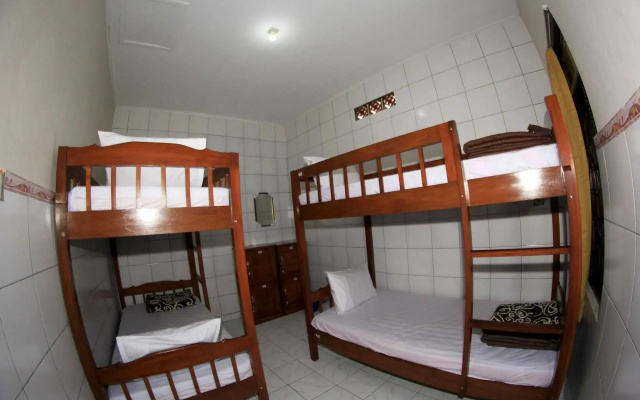 Gong Corner Guest House 2