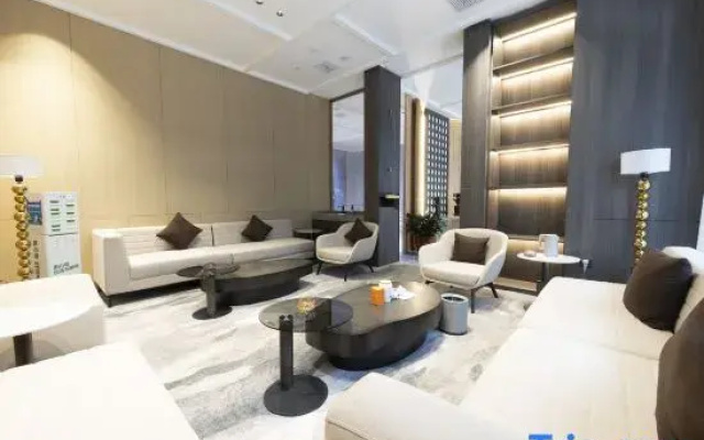 Marriott Lanting Hotel (Shanyang People's Square Bus Station Branch)