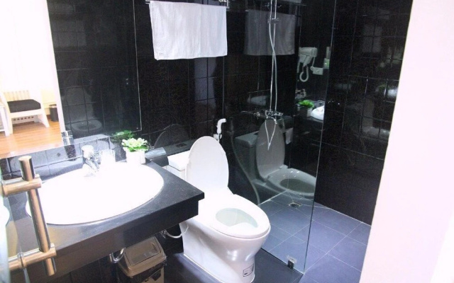 Lotus Hotel Van Phuc - by BayLuxury