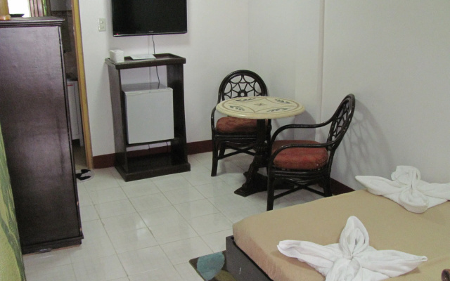 Deparis Beach Resort Boracay