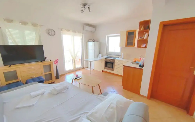 Sea View Apartment Luka