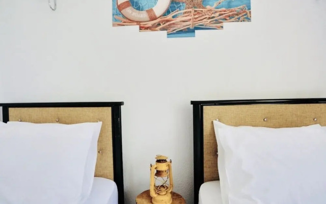 Bozcaada Iris Hotel