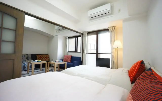 Terry's Apartment Shinsaibashi East I G13B