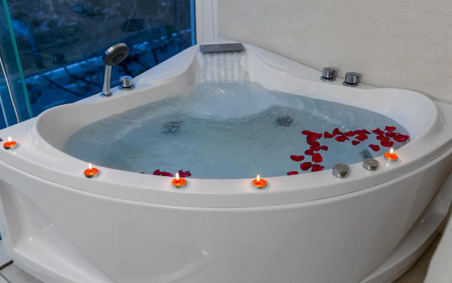 Bantique Hotel