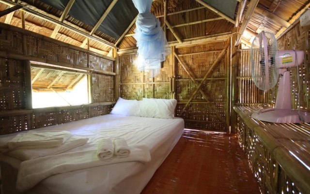Phuhaya Bamboo Bungalows