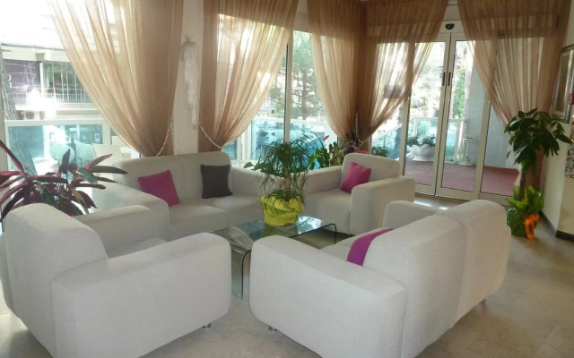 Hotel Astra