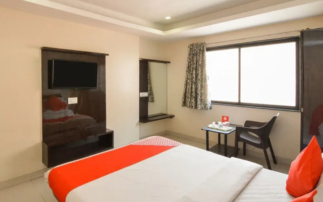FabHotel Chetan Executive Hadapsar by OYO Rooms