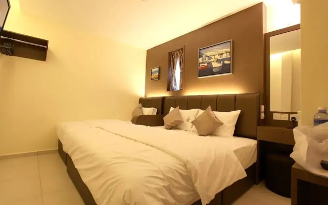 Hotel Zamburger Laurence Melaka (Marina Well)