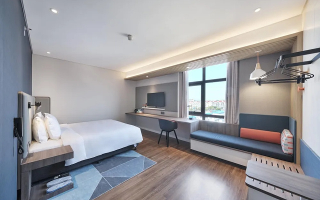 Holiday Inn Express Shanghai Hongqiao North, An Ihg