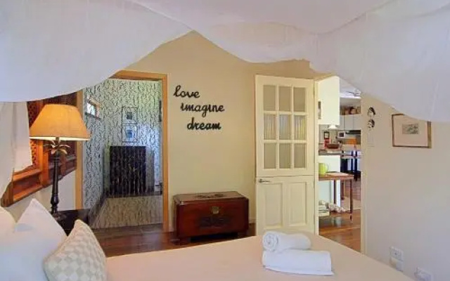 Byron Bay Accom 28 Childe Street, Byron Bay - Banaba