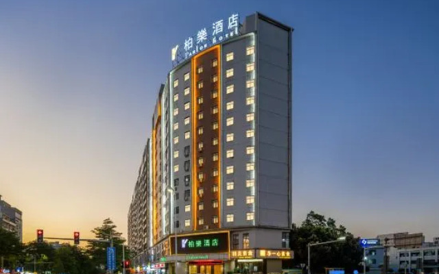 Parlor Hotel