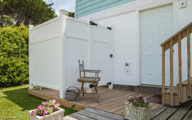 Sunkissed 2 by Oak Island Accommodations