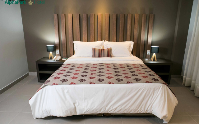 AlphaPark Hotel