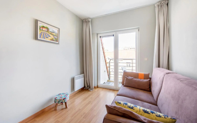 Bright apartment with 2 terraces in De Panne