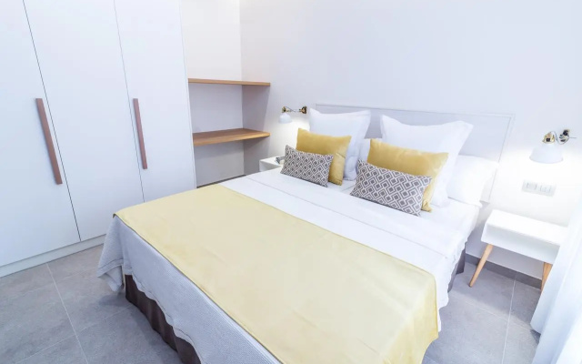 Отель URBANSEA Holiday Homes