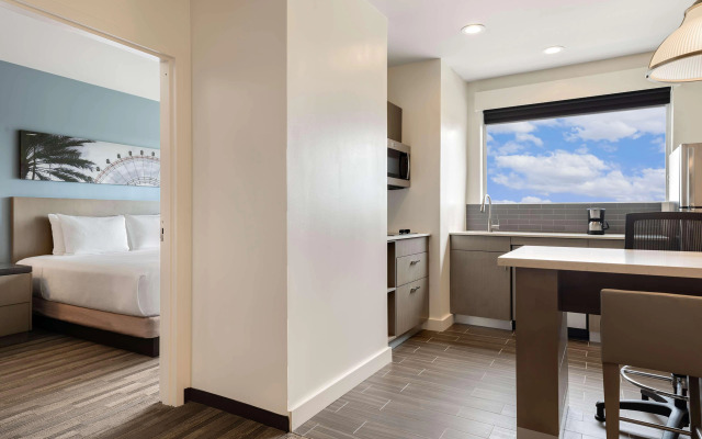 Hyatt House Orlando International Drive