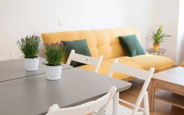 Blueberry Living City Apartment