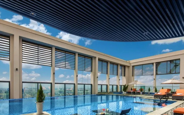 Gorgeous Apartment Next To Ocean With Pool