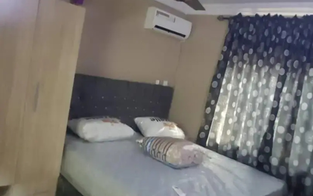 Well furnished 3 bed apartment