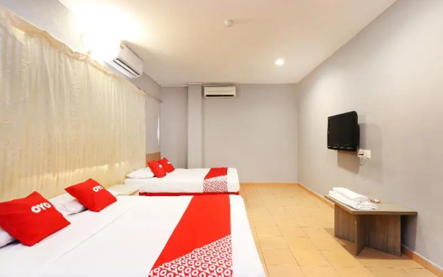 OYO 89676 Hotel 22