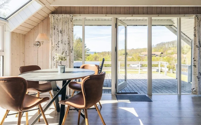 8 Person Holiday Home in Spottrup-by Traum