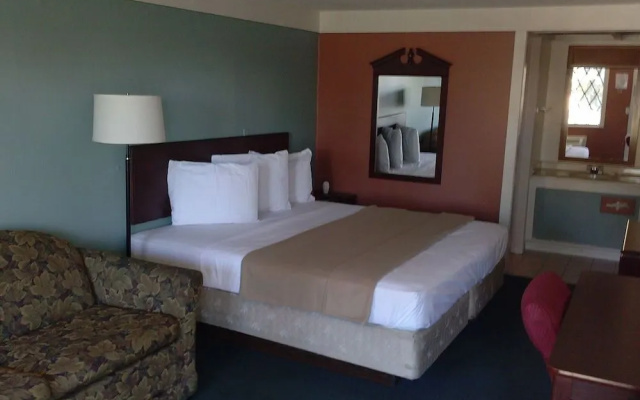 Staybridge Suites Detroit Woodhaven by IHG