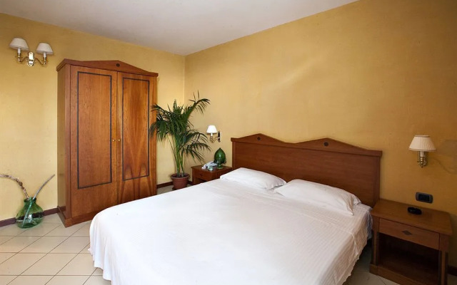 Tuo Hotel