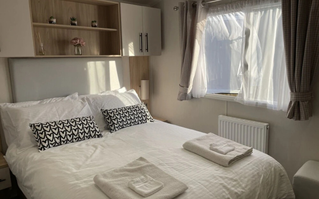 Stunning 3-bed Static Home in Birchington/ Margate