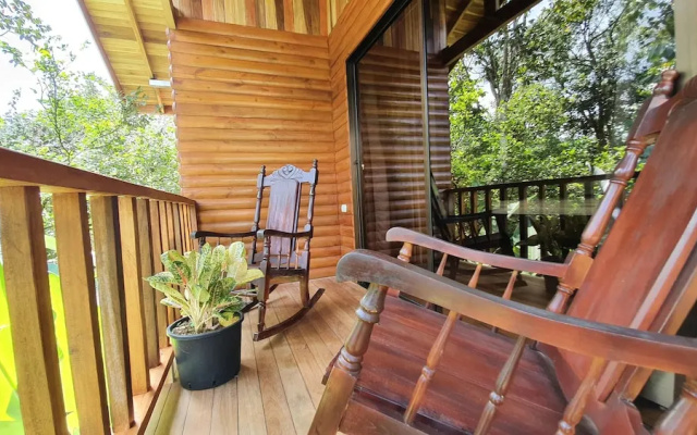 La Fortuna Gardens Lodge
