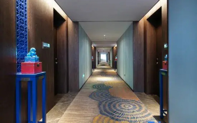 TILL BRIGHT Hotel (Shaoyang High-Speed Railway Station Daxiang District Government)