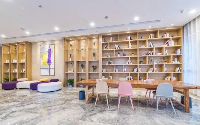 Lavande Hotels Xinyu Chengbei Square