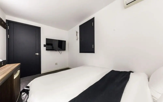 T hotel Cheonho